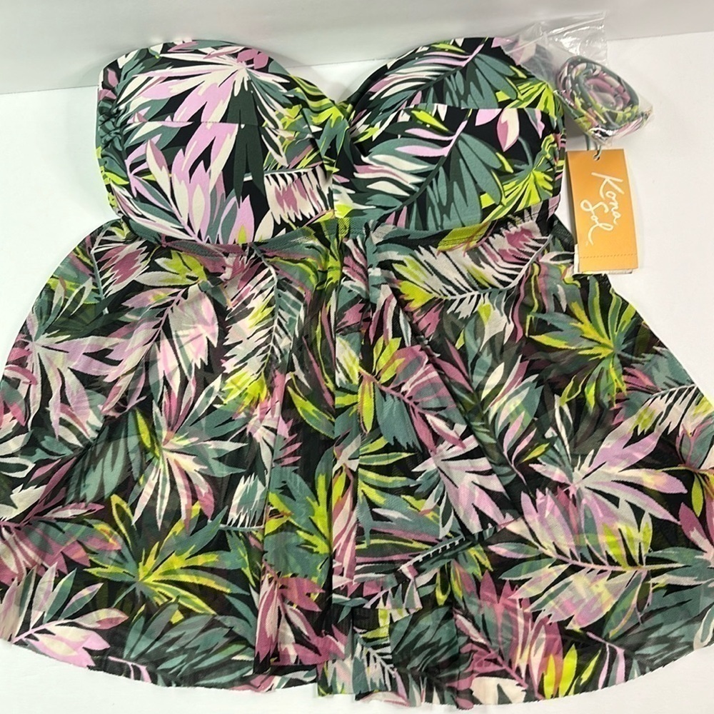 Floral print, swim top size small